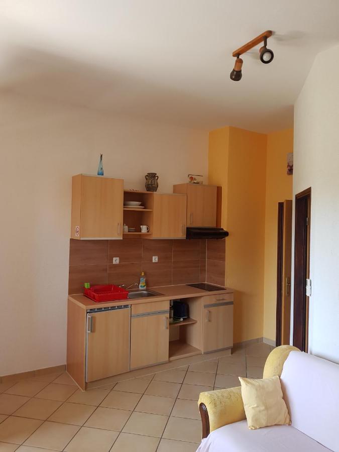 Apartmani Krajnovic Фажана Экстерьер фото