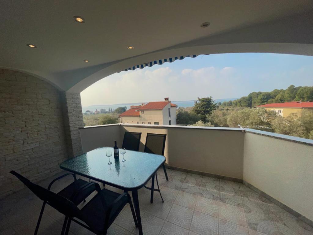 Apartmani Krajnovic Фажана Экстерьер фото