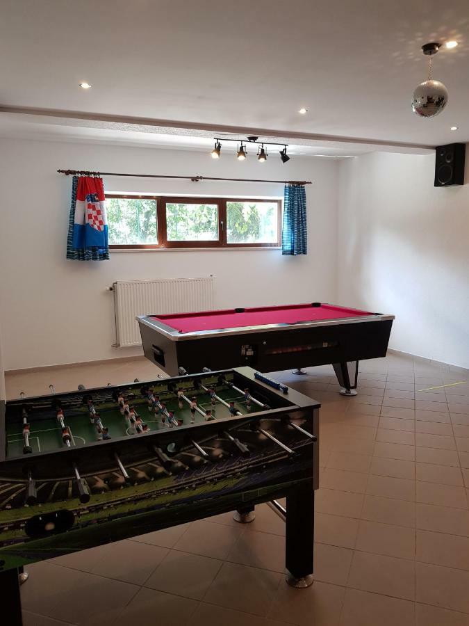 Apartmani Krajnovic Фажана Экстерьер фото