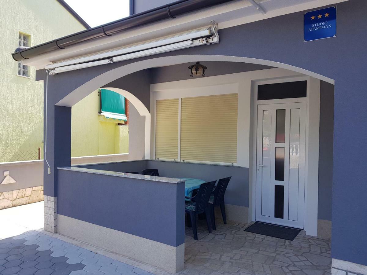 Apartmani Krajnovic Фажана Экстерьер фото